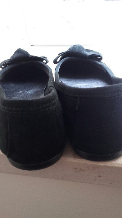 Sapatos sabrinas pretas camurça 35