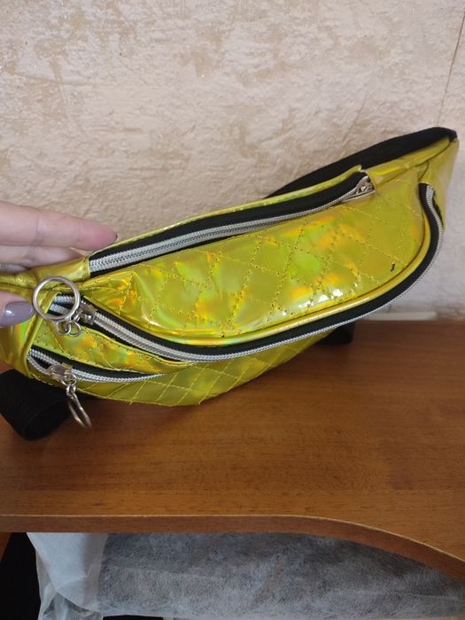 Сумка на пояс бананка