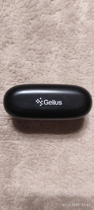 Бездротові навушники