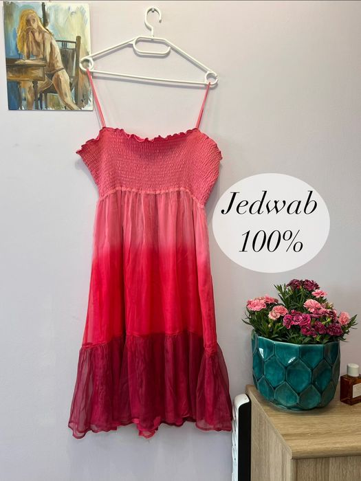 Przepiękna jedwabna malinowa wiśniowa romantyczna sukienka midi 100% Silk