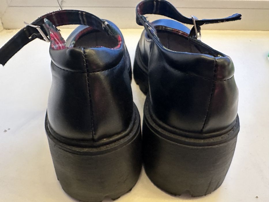 Туфлі на платформі в стилі Мері Джейн/лоліта