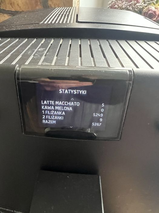 Ekspres do kawy Nivona 759, 8 roznych napojów