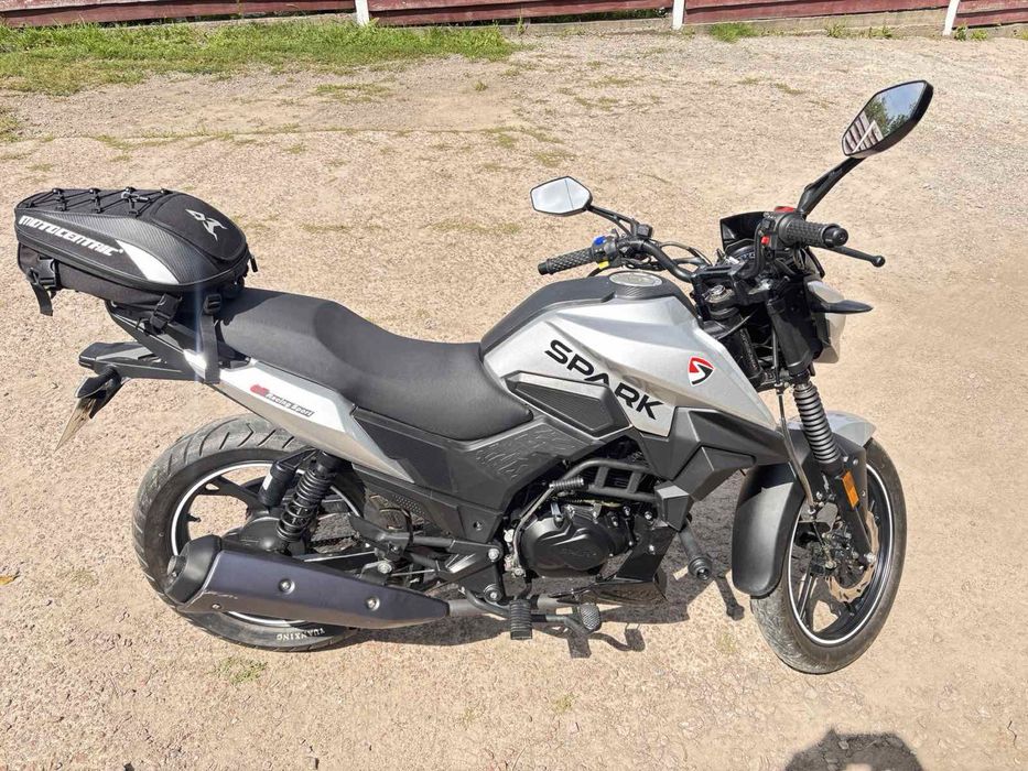Продам мотоцикл SPARK 200