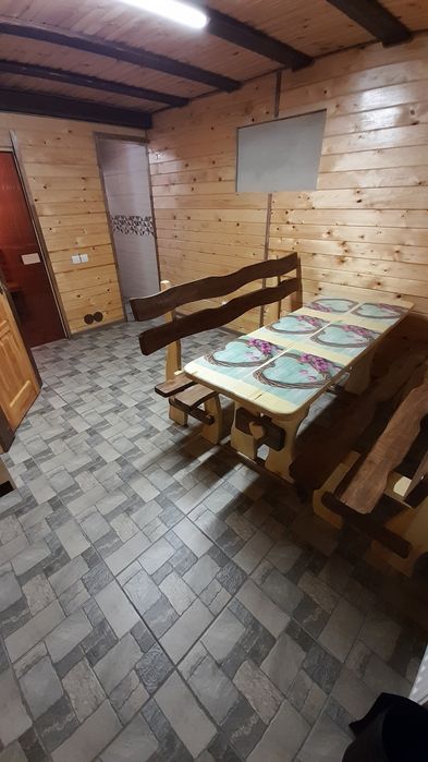 Оренда котеджу неподалік лісу та гір в Карпатах