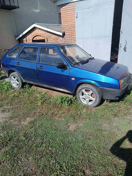 автомобіль ВАЗ 2109