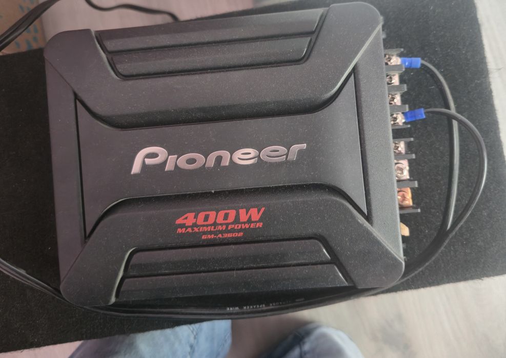 Wzmacniacz Pioneer 400W + głośnik Pioneer 30cm