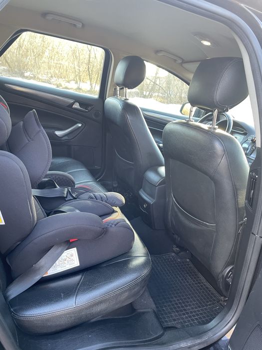 Ford Mondeo IV 2011  2.0 Дизель