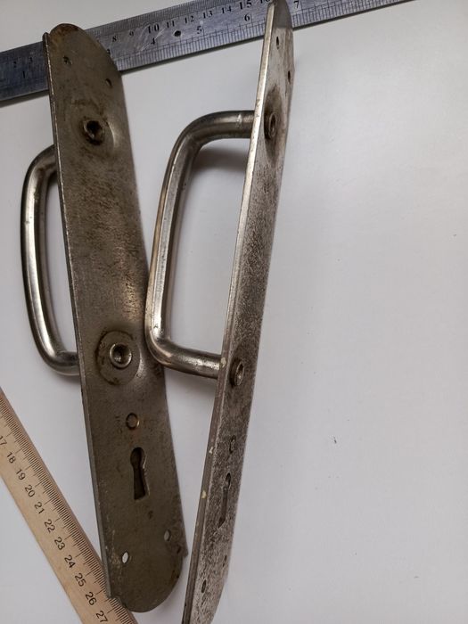 Ручки дверные стальные 27 см