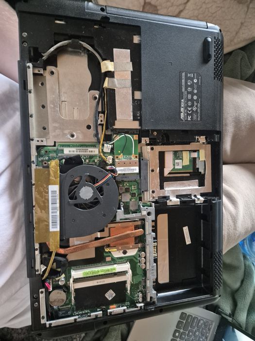 Laptop ASUS K51AE-SX059