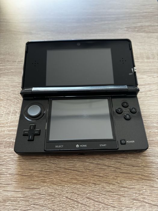 Nintendo 3DS Cosmo Black 64 gb