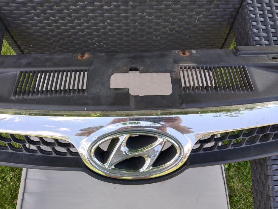 Atrapa grill wlot powietrza Hyundai i30 07-12