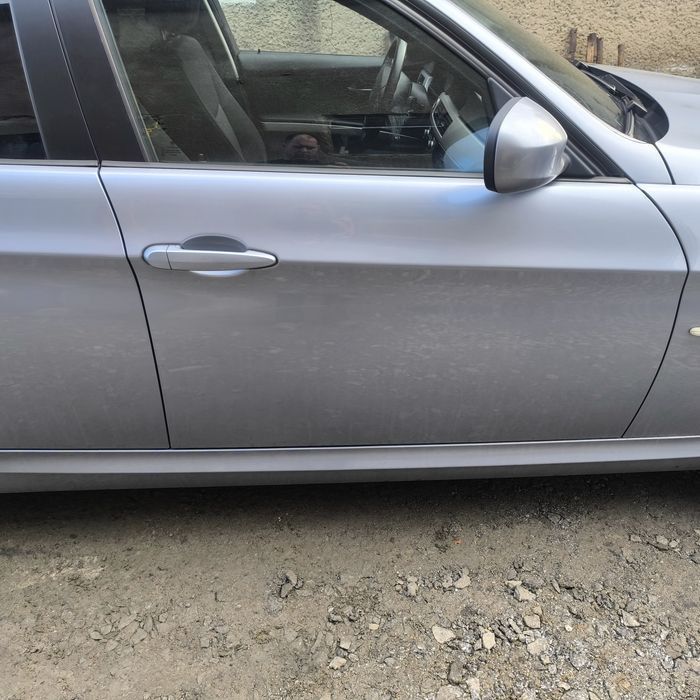 Drzwi prawe przód BMW e 90 E91 kod lakieru 896/5 bluewater metallic