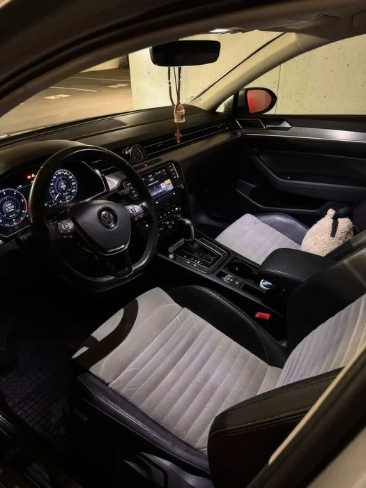 Volkswagen Passat      2016