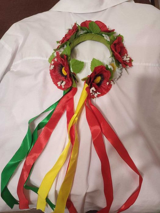 Віночок український зі стрічками