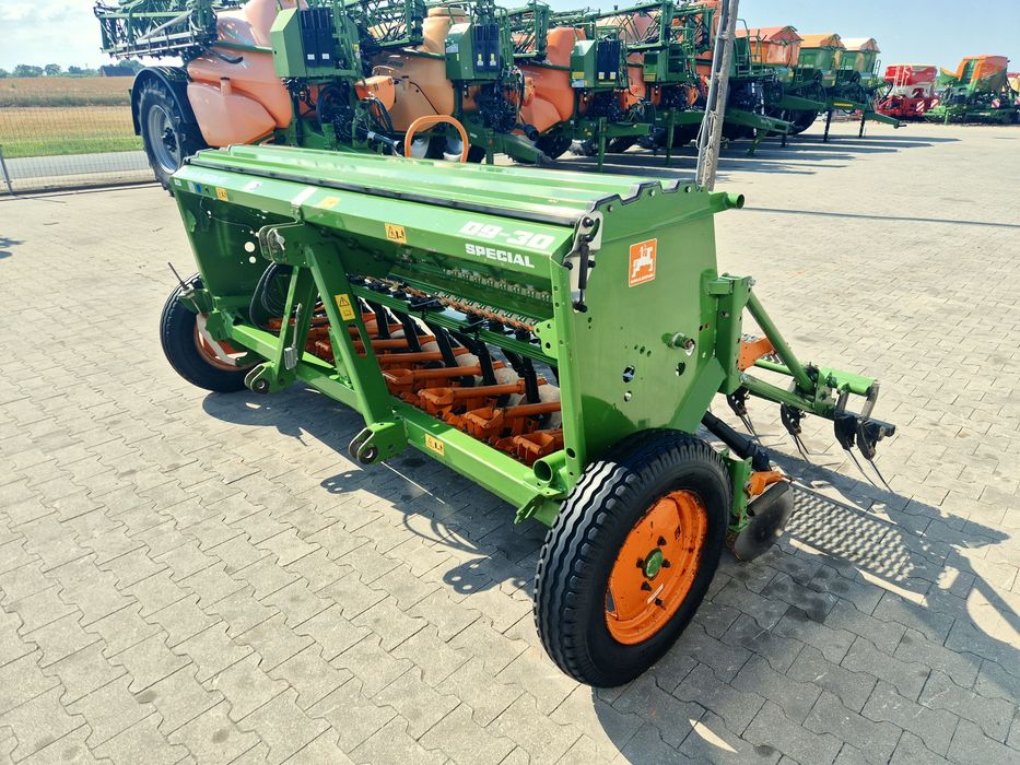 REZERWACJA!!! Siewnik zbożowy Amazone D9 30 Special 3m