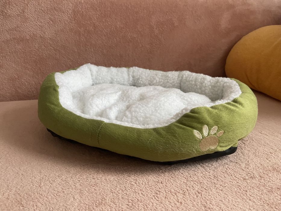Плюшеве ліжко для котів і собак малих порід 35х45 см