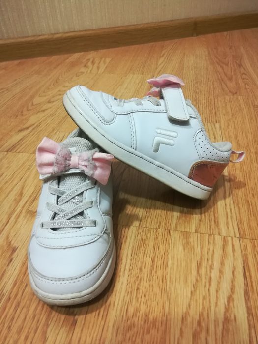 Продам Кросовки FILA