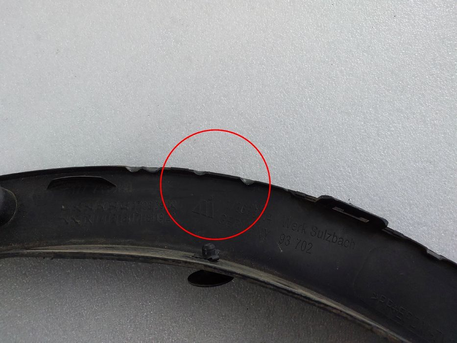 Friso painel direito BMW X1 (F48)