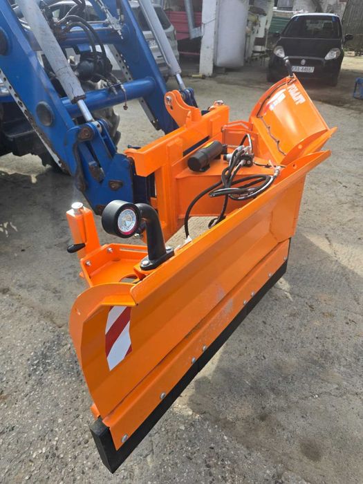 Pług do śniegu strzałka Volant hydrauliczny składany euro tuz 2,5-3,2m