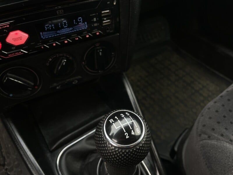 продам Volkswagen Golf 4