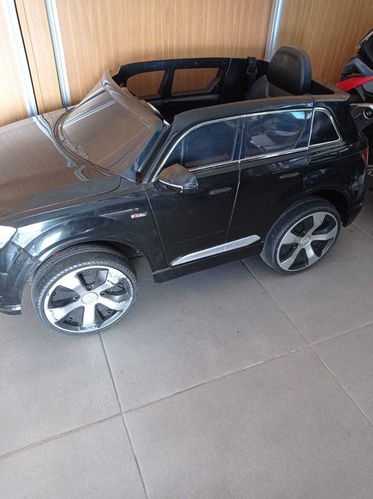 Audi Q7 c/ Controlo Remoto Criança