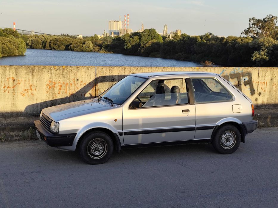 Nissan Micra de 86 com IPO