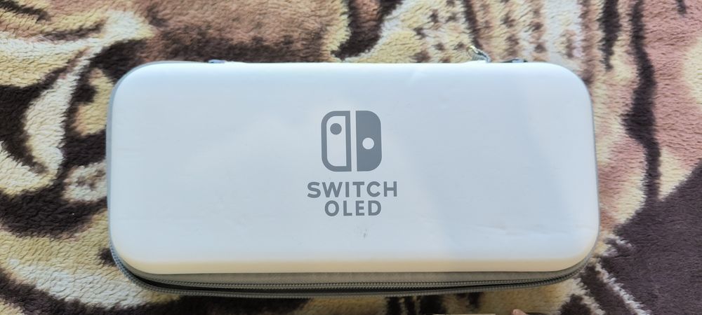 Nintendo switch oled 64gb