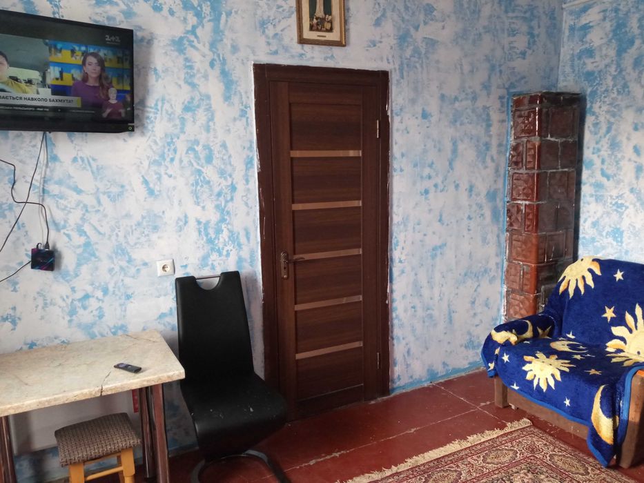 Продаж 2 кім. квартири з мансардою у с. Зимна Вода