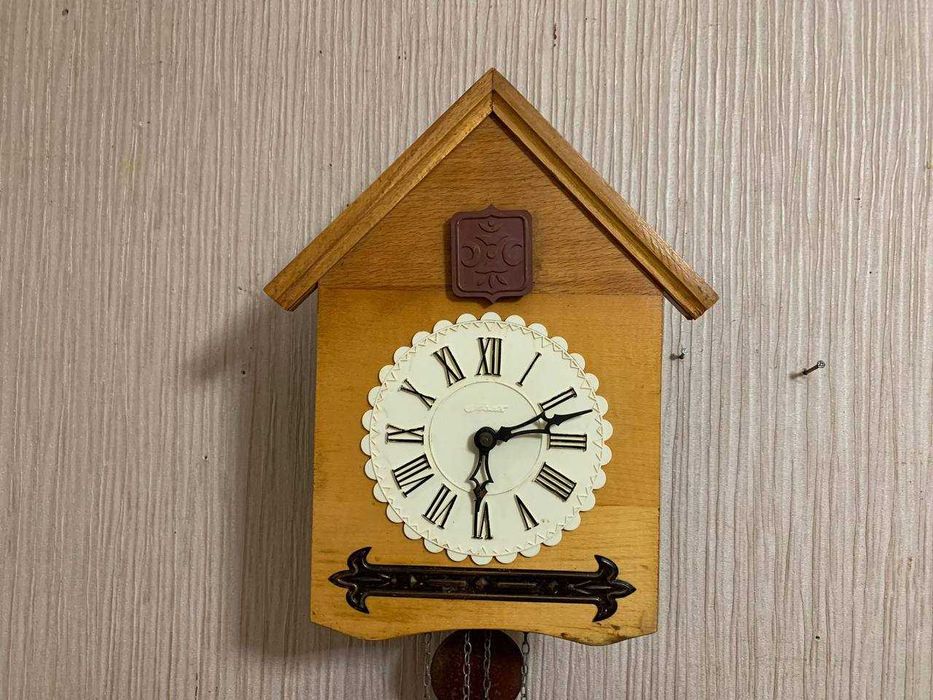 Годинник-ходики, настінний механічний з зозулею і боєм "Маяк" СРСР