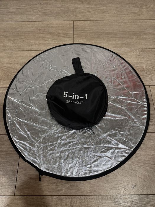 Blenda fotograficzna rozmiary 56 cm, 107 cm, bo 91x122 cm. 5w1