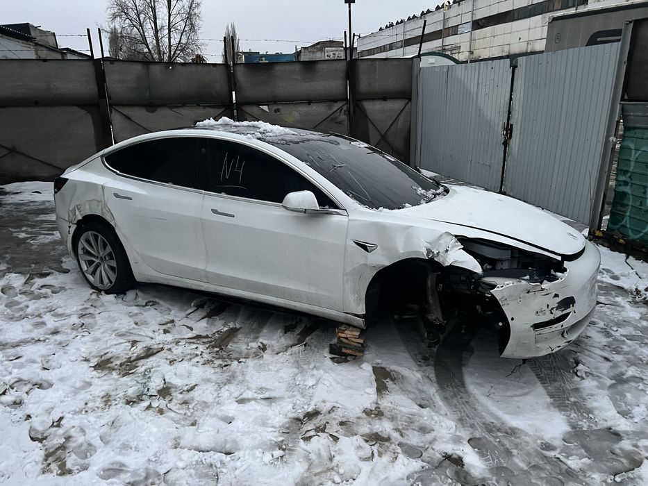 Разборка Тесла модель 3 Tesla model 3 Разборка Киев