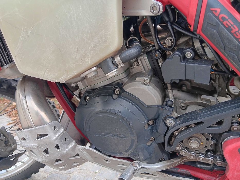 Mota de enduro gas gas EC300 2t 2021 excelente estado