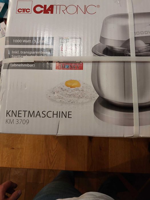 Robot Kuchenny Clatronic KM 3709 moc 1000W