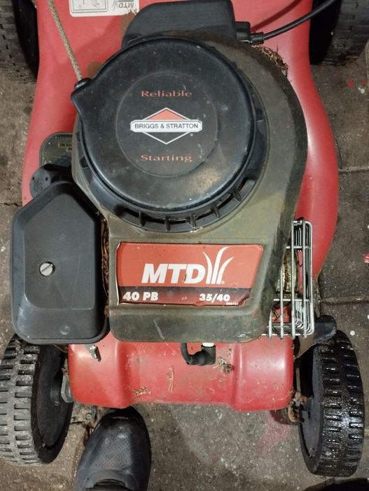 Briggs stratton silnik spalinowy kosiarki