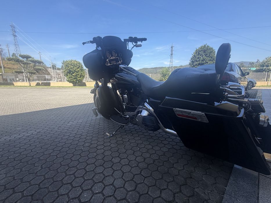 Harley davidson ultra glide