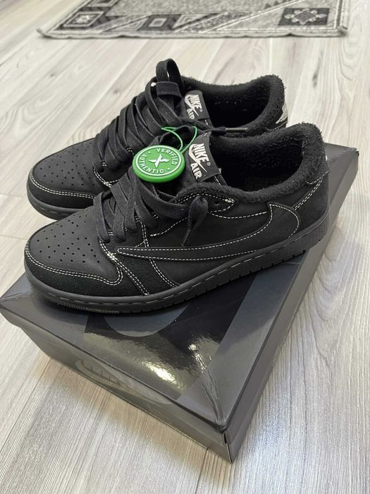 Buty Travis Scoot Phantom 40