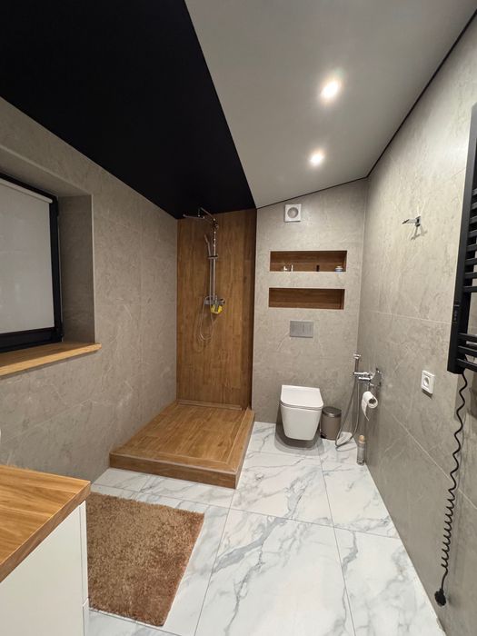 Оренда вишуканого будинку на закритій території з басейном Тарасівка