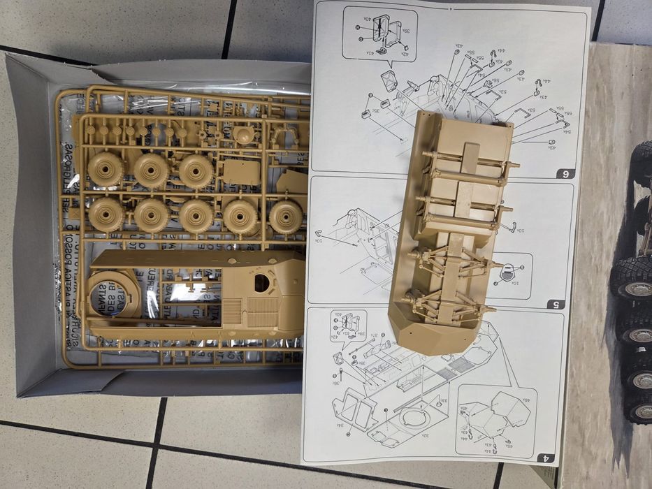 LAV 25 Piranha italleri 1:35 gulf war edition