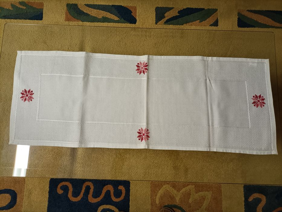 Naprons compridos bordados