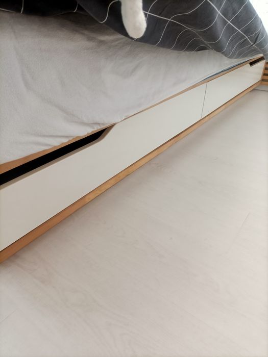 Cama MANDAL IKEA com cabeceira