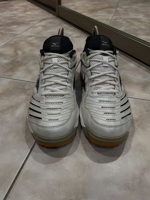 Mizuno кросівк