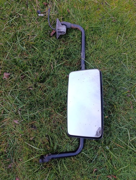 Кронштейн зеркало. Зеркало