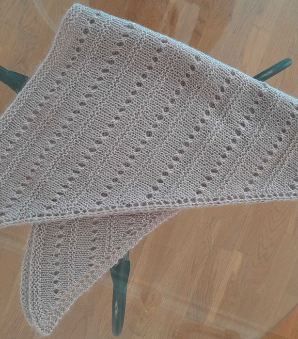 Бактус-шаль ручної роботи