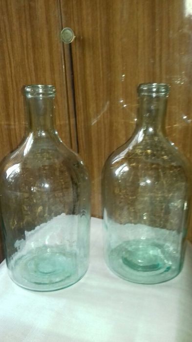 Бутыль для вина 5л.СССР из толстого стекла.