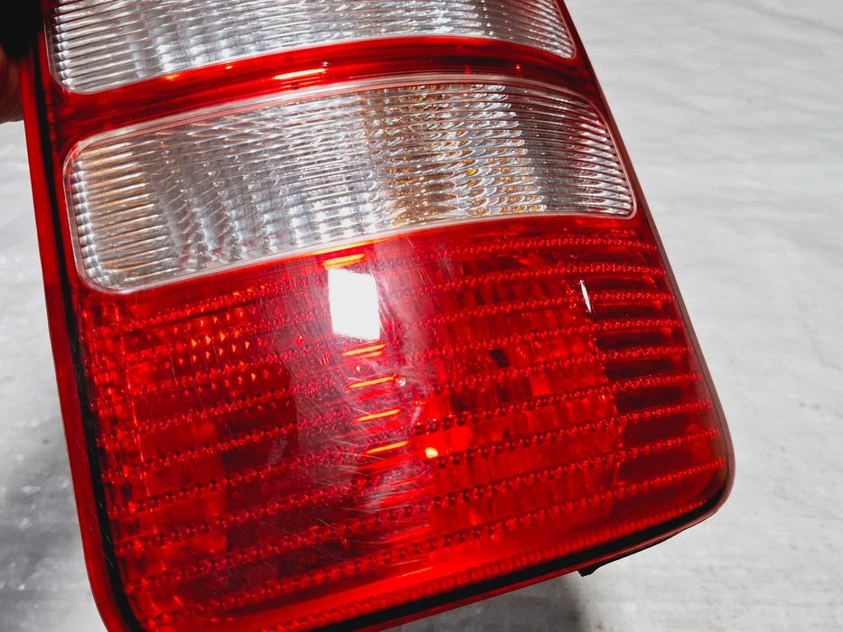 lampa tył tylna tylnia prawa vw caddy iii 3 2k0 2k5 lift 2010 - 2015