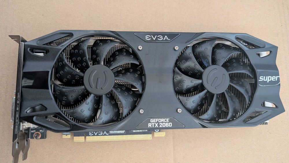 EVGA GeForce RTX 2060 SUPER SC ULTRA 8GB (Lekki szum) – Wydajny model SC
