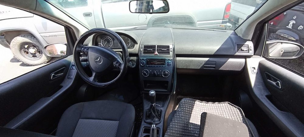 mercedes 1.8 cdi 640.940  A 180 w169 lak 748 samochód na części