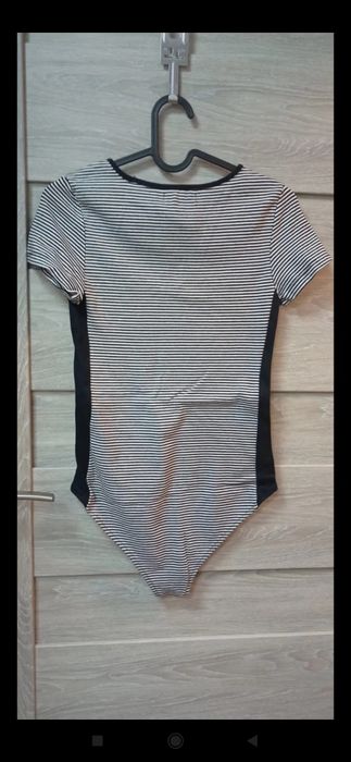 Body w paski Reserved