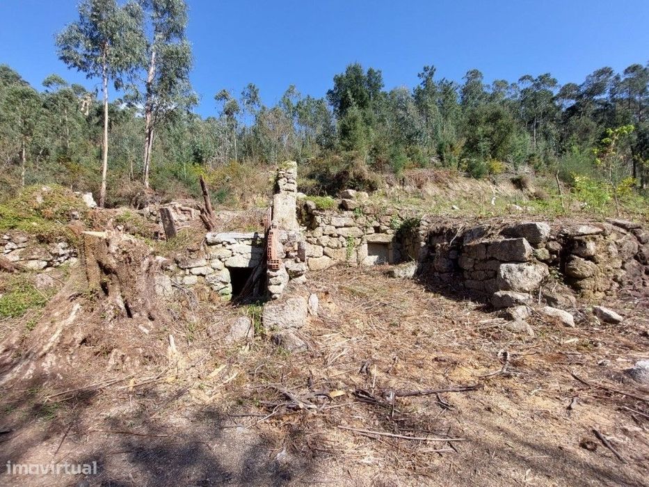 Plot of Land with Stone Ruin - Vilela