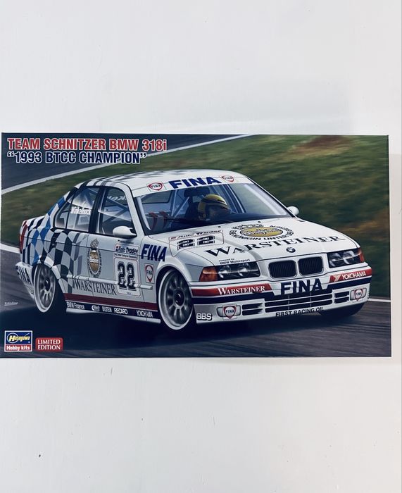 Samochód BMW 318i model do sklejenia Hasegawa 20551